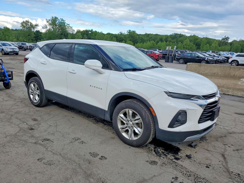 2019 Chevrolet Blazer VIN 3GNKBBRA3KS673619 COPART salvage auction — SIDE, NY - MV-907A SALVAGE CERTIFICATE, sold $3,200 on 2026-07-02 (photo 4)