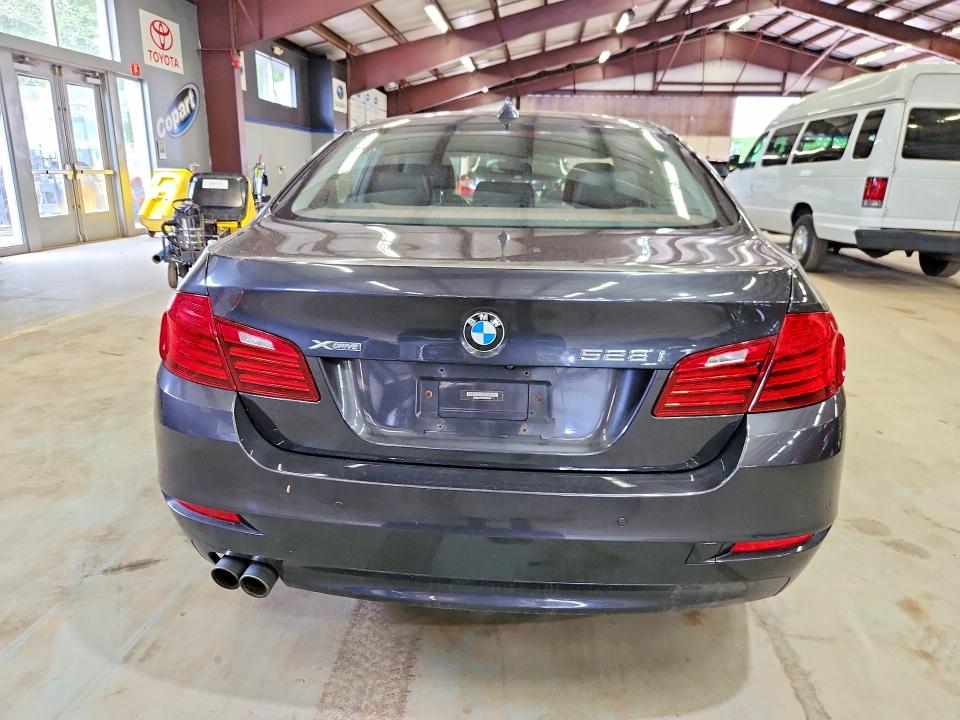 2015 BMW 5 series VIN WBA5A7C56FD626301 COPART salvage auction — MINOR DENT/SCRATCHES, Ma - Certificate Of Title, sold $2,950 on 2026-07-09 (photo 6)