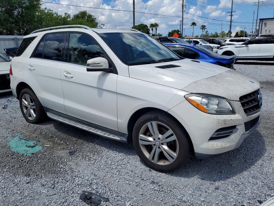 2014 Mercedes-benz VIN 4JGDA2EB2EA332779 COPART salvage auction — NORMAL WEAR, Mt - Certificate Of Title (P), sold $4,000 on 2026-07-09 (photo 4)