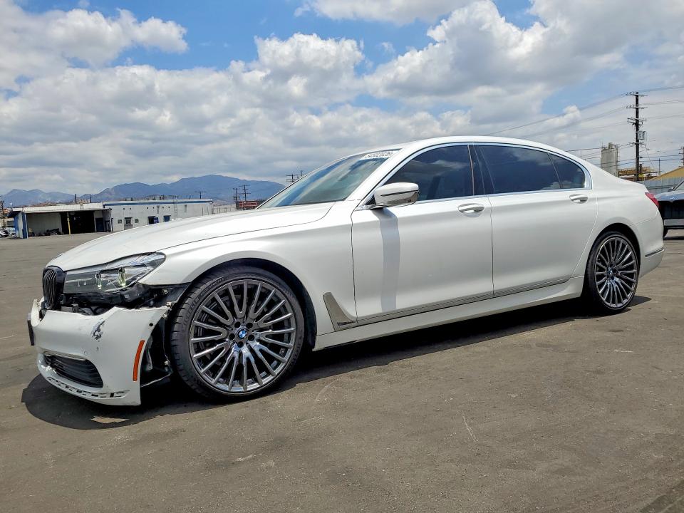 2019 BMW 7er VIN WBA7E2C54KB218532 — COPART salvage auction photo