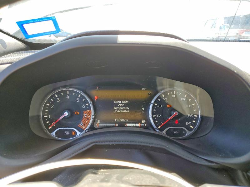2022 Jeep Renegade VIN ZACNJDE14NPN69055 COPART salvage auction — MINOR DENT/SCRATCHES, Tx - Certificate Of Title, sold $6,500 on 2026-08-14 (photo 9)