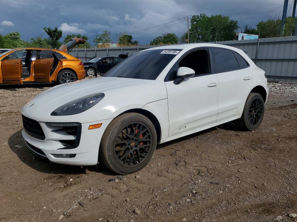 2018 Porsche Macan VIN WP1AG2A59JLB62164 — COPART salvage auction photo