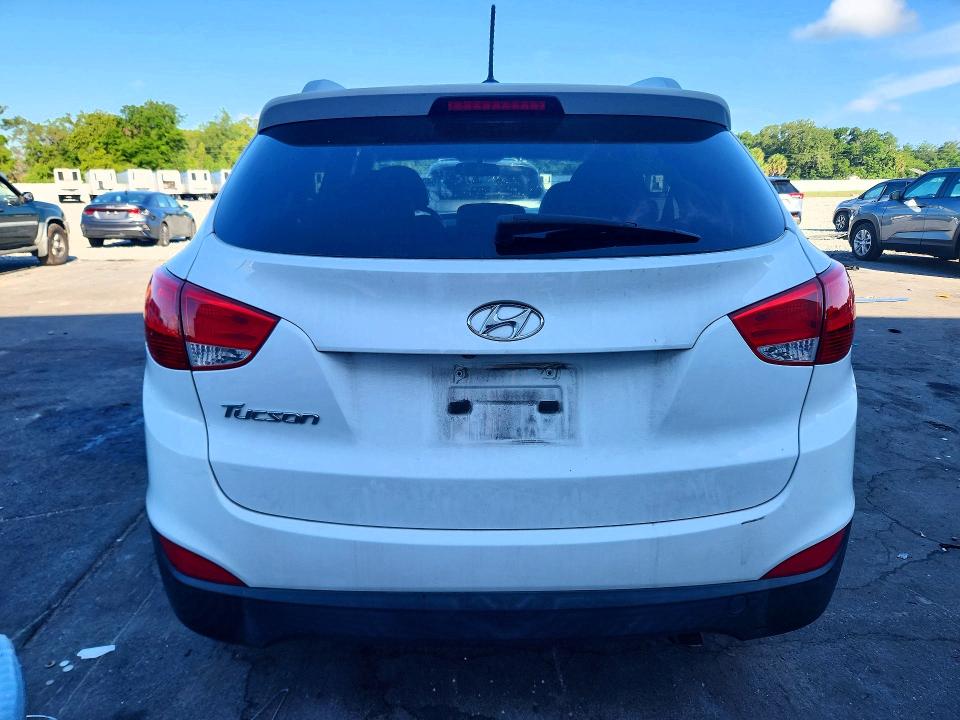 2015 Hyundai VIN KM8JU3AG0FU099177 COPART salvage auction — FRONT END, Fl - Cert Of Title Slvg Rebuildable, sold $1,400 on 2026-07-13 (photo 6)