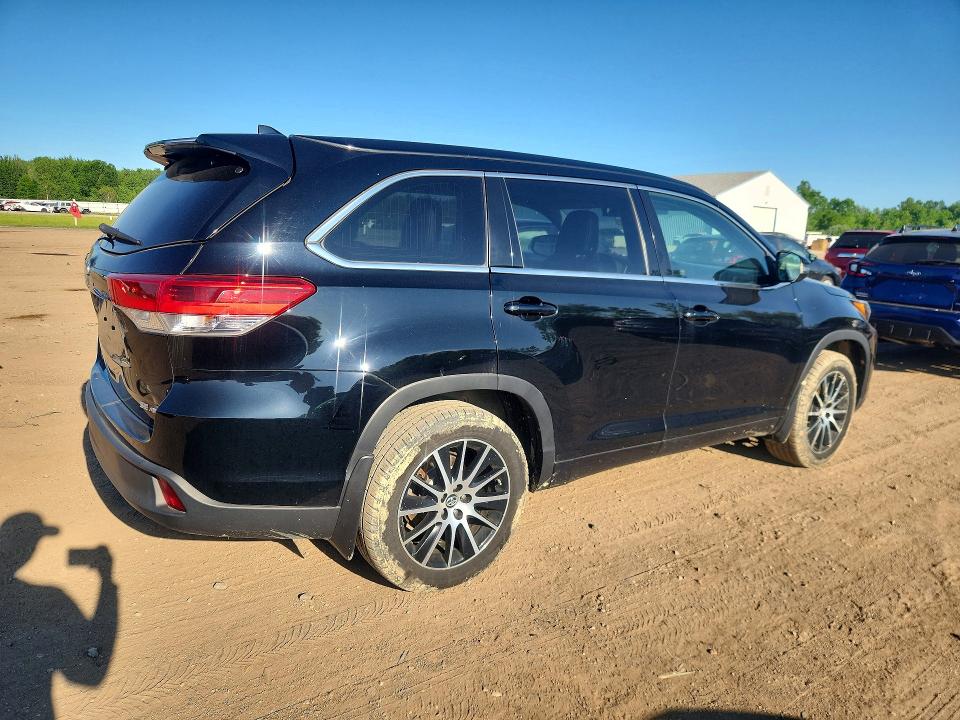 2018 Toyota Highlander VIN 5TDJZRFH7JS900436 COPART salvage auction — HAIL, Oh - Cert Of Title-Salvage, sold $11,200 on 2026-07-06 (photo 3)