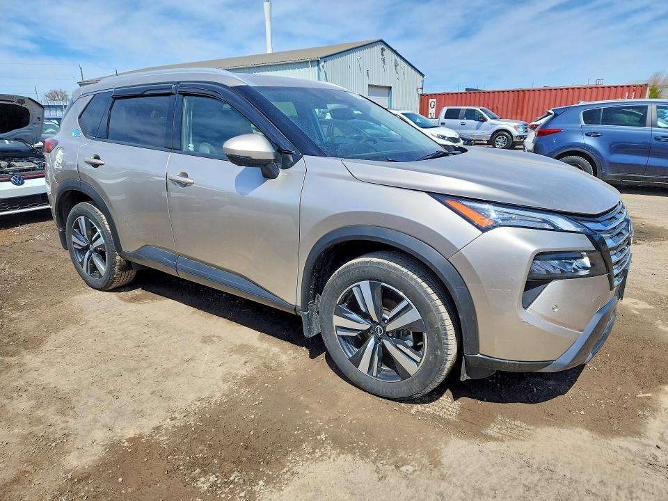 2025 Nissan Rogue VIN JN8BT3CB9SW147565 COPART salvage auction — FRONT END, ON - PERMIT SALVAGE, sold $5,600 on 2026-07-21 (photo 4)