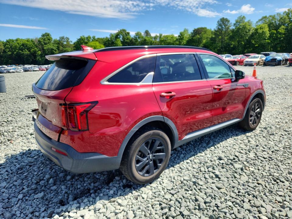 2021 Kia Sorento VIN 5XYRLDLC8MG022372 COPART salvage auction — REAR END, Nc - Salvage Certificate Of Title, sold $200 on 2026-07-22 (photo 3)