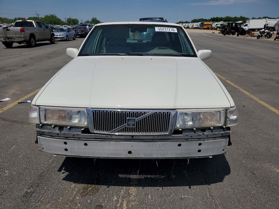 1998 Volvo S90 VIN YV1KS9601W1139193 COPART salvage auction — REAR END, ID - SALVAGE CERTIFICATE OF TITLE, sold $125 on 2026-07-30 (photo 5)