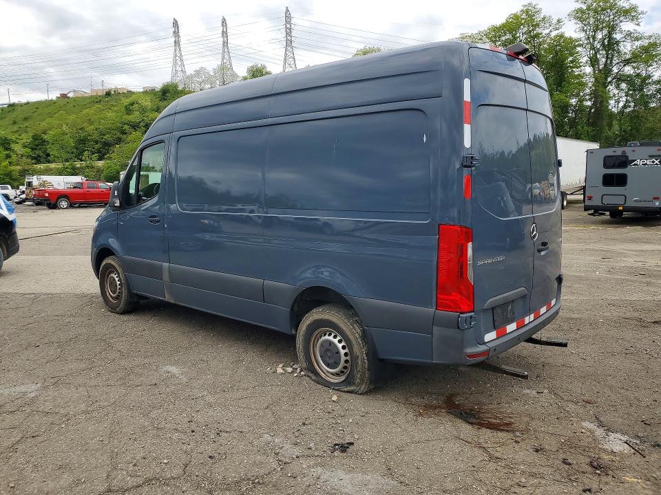 2019 Mercedes-benz Sprinter VIN WD4PF0CD3KP040651 COPART salvage auction — MINOR DENT/SCRATCHES, Wa - Vehicle Cert Of Ownership-Titl, sold $12,600 on 2026-07-29 (photo 2)