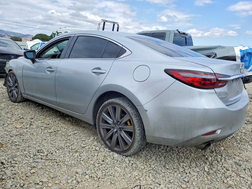 2018 Mazda 6 VIN JM1GL1VM3J1335109 COPART salvage auction — FRONT END, Salvage Title, sold $2,200 on 2026-07-16 (photo 2)