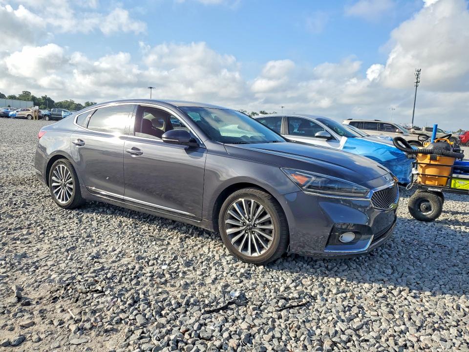 2018 Kia Cadenza VIN KNALB4J15J5120593 COPART salvage auction — MINOR DENT/SCRATCHES, Fl - Certificate Of Title, sold $1,050 on 2026-07-27 (photo 4)