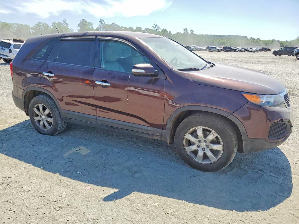 2011 Kia Sorento VIN 5XYKT3A1XBG068957 COPART salvage auction — FRONT END, Sc - Certificate Of Title, sold $975 on 2026-07-27 (photo 4)