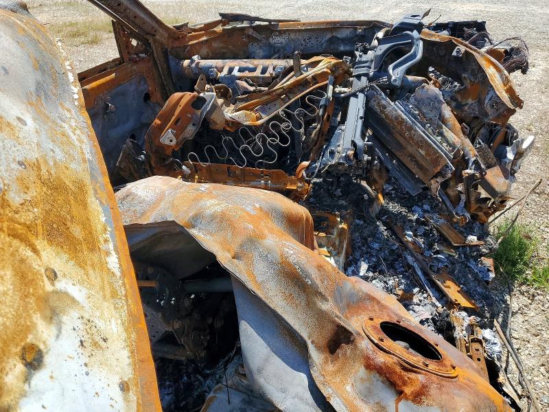 2003 Infiniti G35 VIN JNKCV51E83M335850 COPART salvage auction — BURN, Ca - Non-Repairable Vehicle Cert, sold $50 on 2026-07-31 (photo 8)