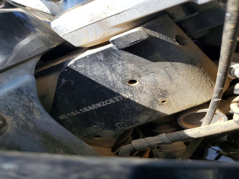 1998 BMW R 1100 VIN WB10418A6WZC63704 COPART salvage auction — NORMAL WEAR, Ca - Dis/Dlr/Exp Only Clean Title, sold $200 on 2026-07-06 (photo 9)