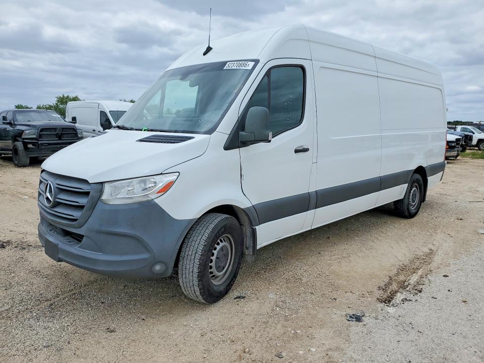 2021 Mercedes-benz Sprinter 2500 VIN W1W40CHYXMT051639 COPART salvage auction — MINOR DENT/SCRATCHES, TX - CERTIFICATE OF TITLE, sold $5,900 on 2026-07-30 (photo 1)