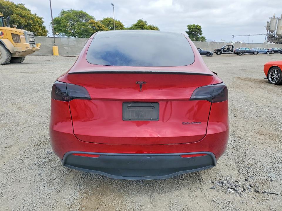2024 Tesla Model y VIN 7SAYGDEF1RF125710 COPART salvage auction — FRONT END, CA - SALVAGE CERTIFICATE, sold $7,000 on 2026-07-24 (photo 6)
