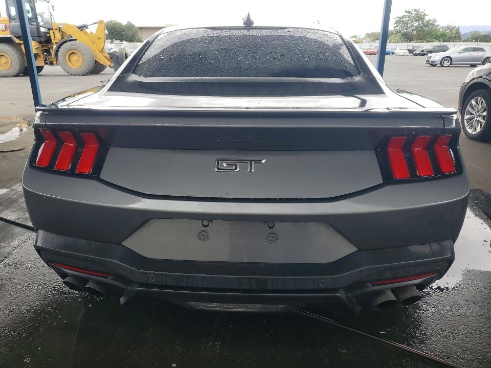 2025 Ford Mustang VIN 1FA6P8CF4S5417878 COPART salvage auction — MINOR DENT/SCRATCHES, Ca - Certificate Of Title, sold $38,750 on 2026-07-09 (photo 6)
