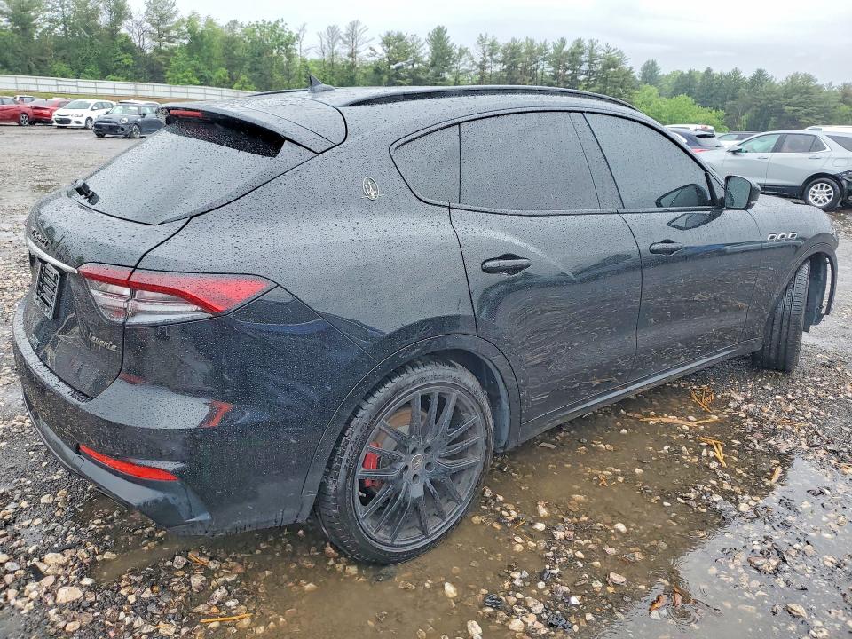 2021 Maserati Levante VIN ZN661XUA6MX359612 COPART salvage auction — FRONT END, Md - Cert Of Salvage > 75% Damage, sold $16,700 on 2026-07-20 (photo 3)