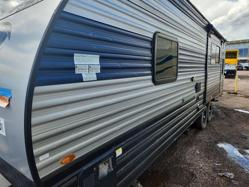 2022 Cherokee by forest r Trltlr VIN 4X4TCKY25NK084084 COPART salvage auction — HAIL, CO - CERTIFICATE OF TITLE, sold $3,300 on 2026-07-28 (photo 9)