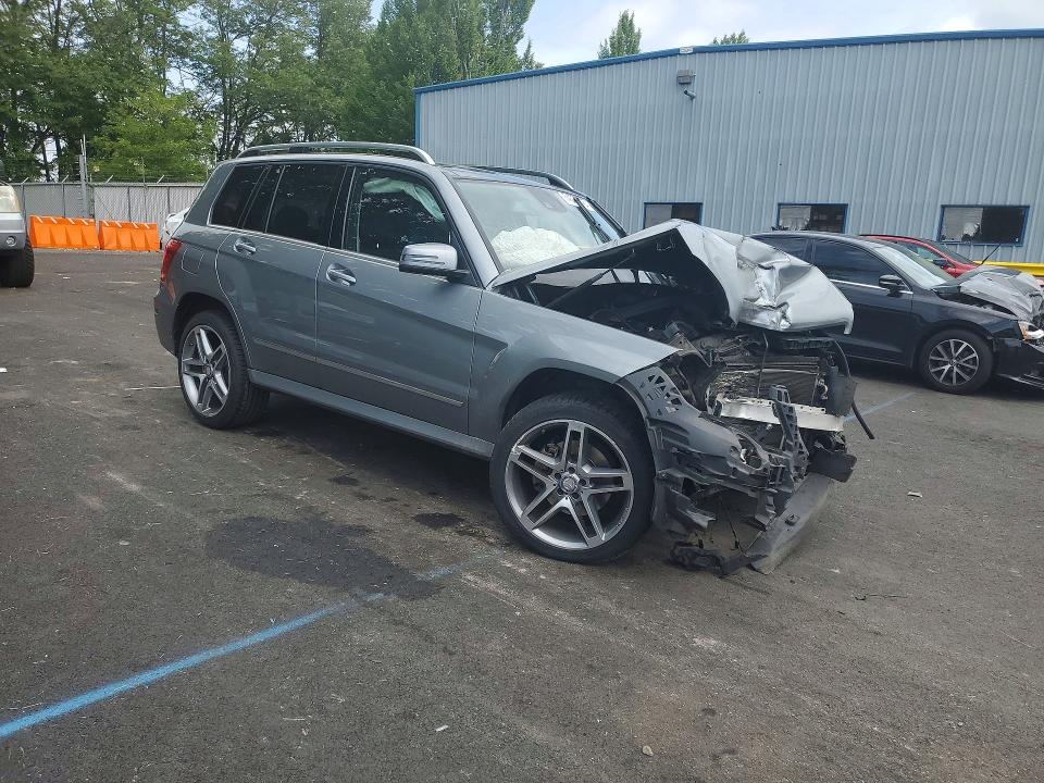 2014 Mercedes-benz VIN WDCGG8JB4EG197823 COPART salvage auction — FRONT END, Or - Salvage Title Certificate, sold $525 on 2026-08-19 (photo 4)