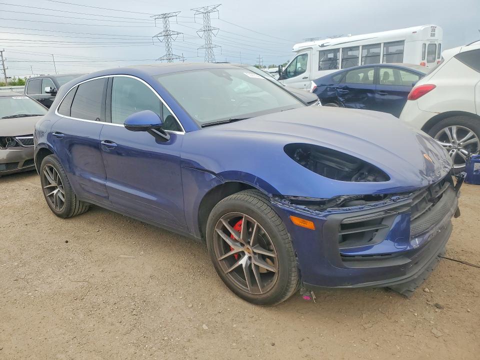 2023 Porsche Macan VIN WP1AG2A51PLB39860 COPART salvage auction — FRONT END, Il - Salvage Certificate, sold $22,500 on 2026-07-07 (photo 4)