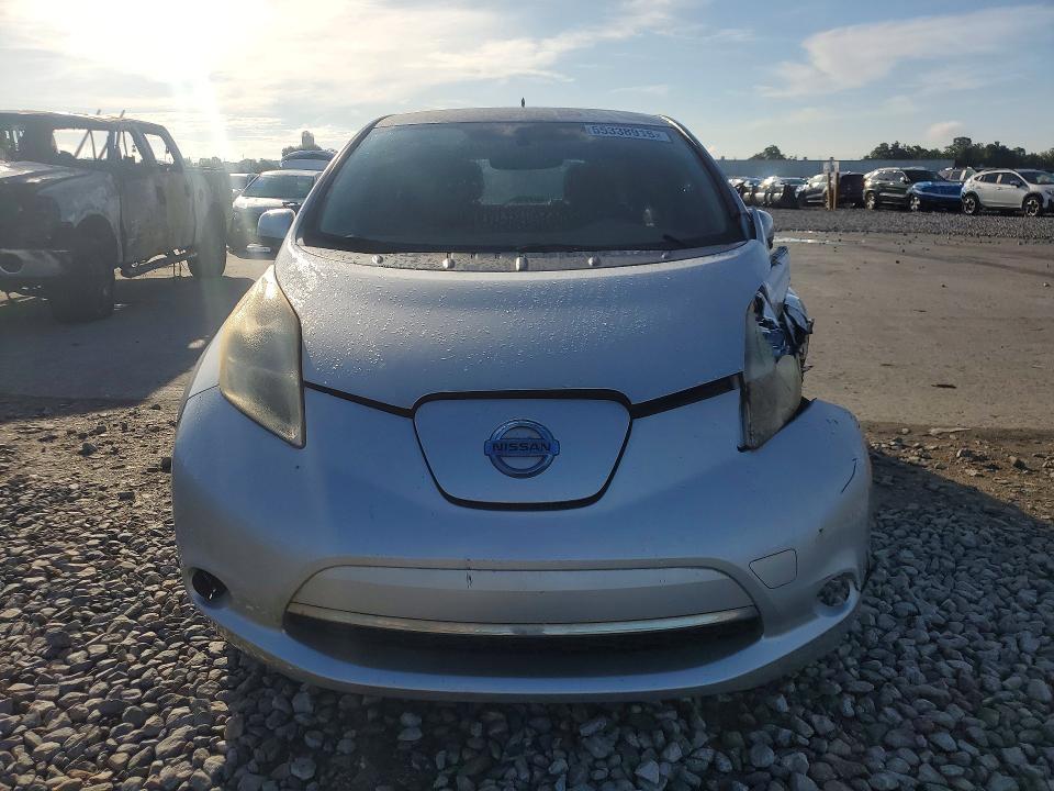 2012 Nissan Leaf VIN JN1AZ0CP2CT023904 COPART salvage auction — FRONT END, Fl - Cert Of Title Slvg Rebuildable, sold $325 on 2026-07-29 (photo 5)