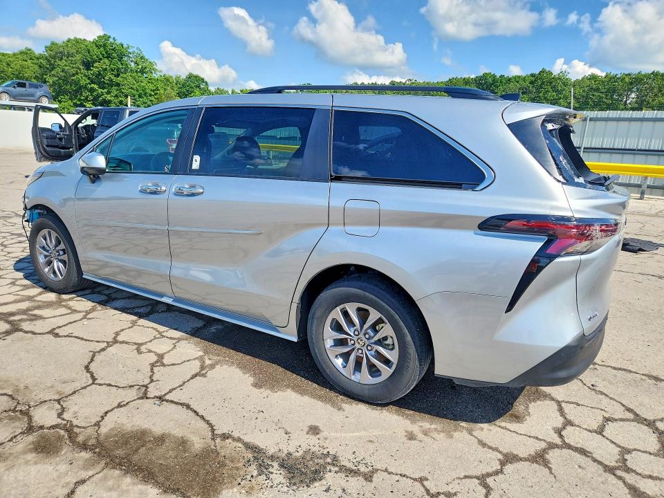 2025 Toyota Sienna VIN 5TDJRKEC3SS246632 COPART salvage auction — FRONT END, Ne - Cert Of Title W/Salvage Histor, sold $19,500 on 2026-07-08 (photo 2)