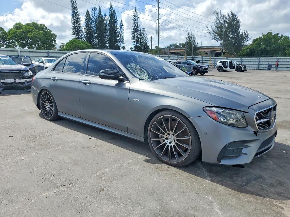 2019 Mercedes-benz E-klasse VIN WDDZF6BB8KA570273 COPART salvage auction — MECHANICAL, Fl - Certificate Of Title, sold $17,500 on 2026-07-29 (photo 4)