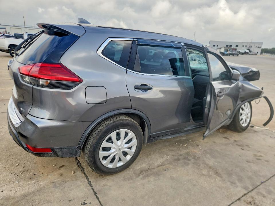 2017 Nissan Rogue VIN JN8AT2MV0HW002258 COPART salvage auction — FRONT END, Id - Salvage Certificate Of Title, sold $825 on 2026-07-16 (photo 3)