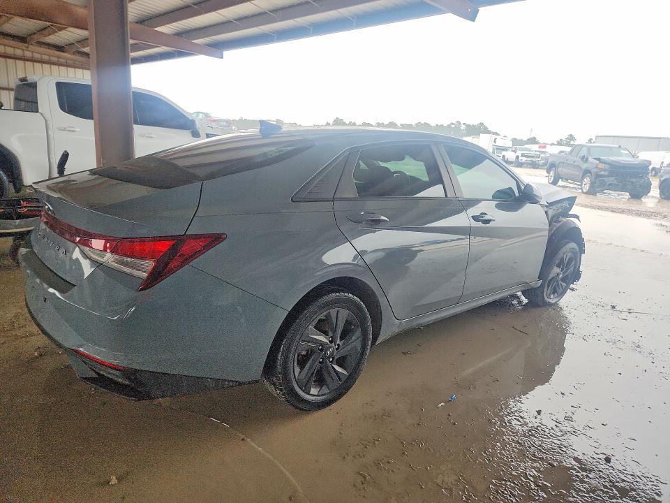 2021 Hyundai Elantra VIN KMHLM4AG3MU065682 COPART salvage auction — FRONT END, Tx - Salvage Vehicle Title, sold $2,250 on 2026-07-03 (photo 3)
