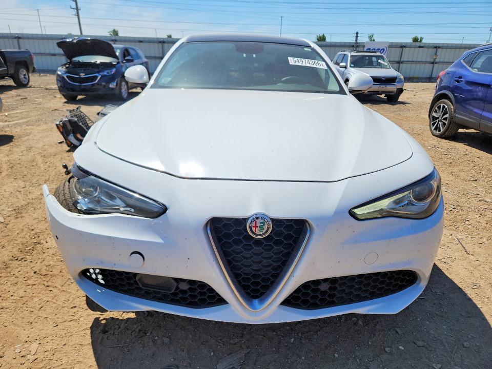 2019 Alfa romeo VIN ZARFANAN0K7600368 COPART salvage auction — SIDE, Il - Salvage Certificate, sold $4,450 on 2026-08-11 (photo 5)
