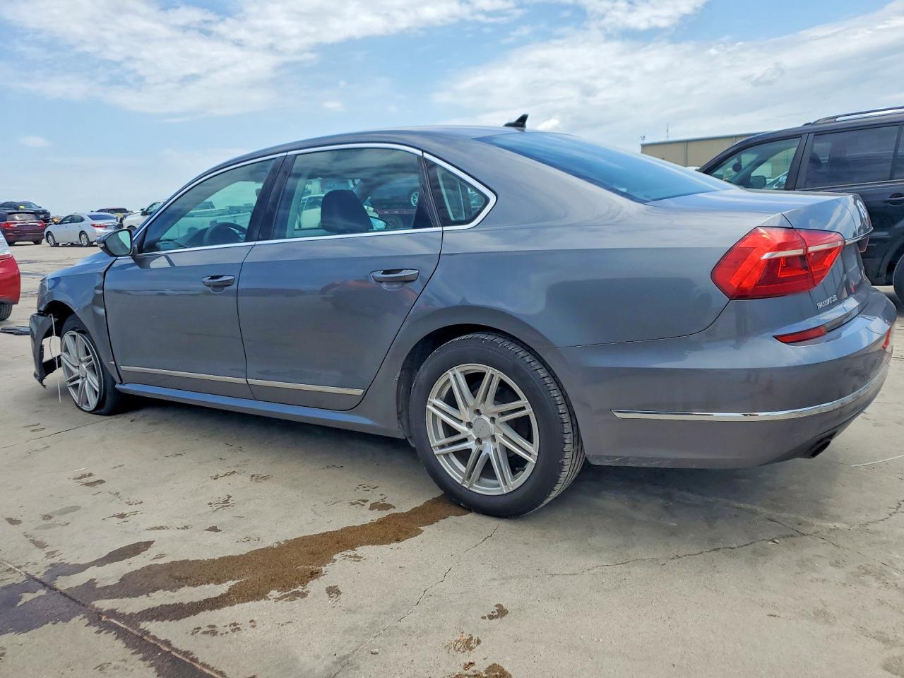 2016 Volkswagen Passat VIN 1VWBS7A38GC011645 COPART salvage auction — Front End, TX - SALVAGE VEHICLE TITLE, sold $2,200 on 2026-06-25 (photo 2)