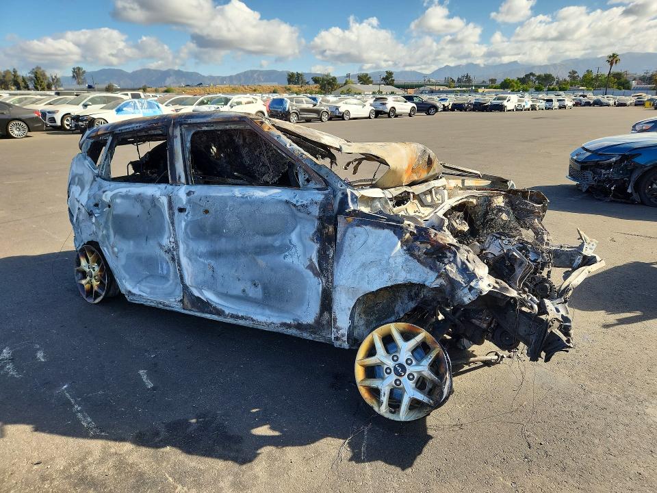 2023 Kia Soul VIN KNDJ23AU2P7841384 COPART salvage auction — BURN, CA - NON-REPAIRABLE VEHICLE CERT, sold $225 on 2026-07-13 (photo 4)