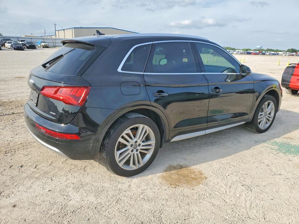 2019 Audi Q5 VIN WA1BNAFY0K2111971 COPART salvage auction — MINOR DENT/SCRATCHES, Tx - Salvage Vehicle Title, sold $7,800 on 2026-07-16 (photo 3)