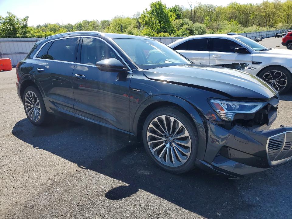 2019 Audi E-tron VIN WA1VABGE5KB021007 COPART salvage auction — FRONT END, Pa - Certificate Of Salvage, sold $4,000 on 2026-07-07 (photo 4)