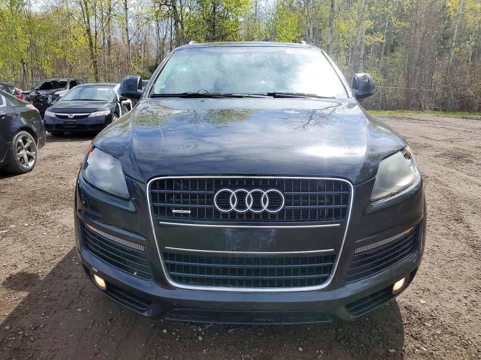 2009 Audi Q7 VIN WA1AM74L89D036816 COPART salvage auction — VANDALISM, On - Permit No Brand - Unfit, sold $200 on 2026-07-08 (photo 5)