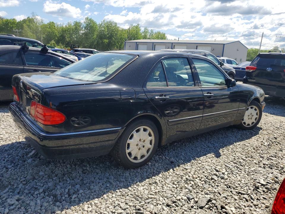 1999 Mercedes-benz E-class VIN WDBJF65H8XA770275 COPART salvage auction — REAR END, Ma - Cert Of Title-Reconstrctd Coll, sold $475 on 2026-07-06 (photo 3)