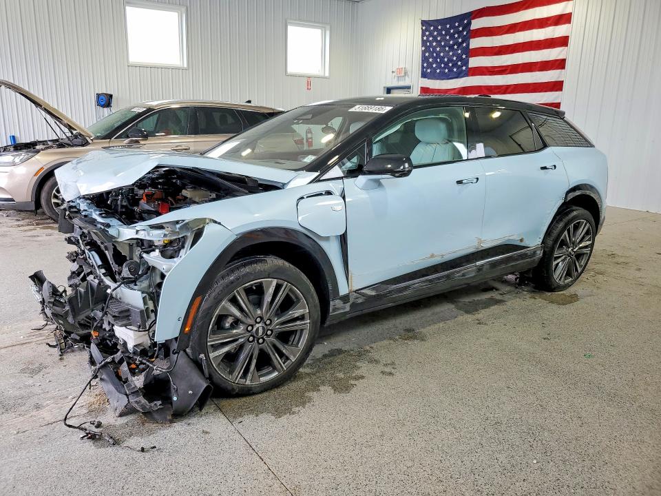 2025 Cadillac Optiq VIN 3GYK3GMR7SS220176 COPART salvage auction — FRONT END, Oh - Cert Of Title-Salvage, sold $6,400 on 2026-07-06 (photo 1)