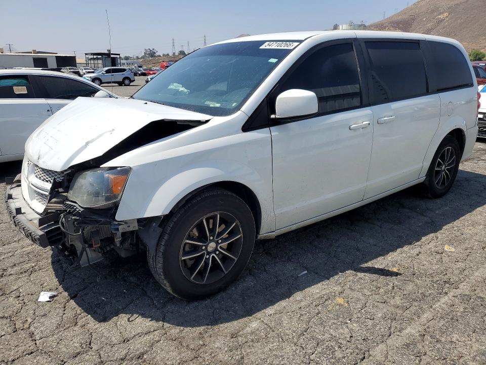 2018 Dodge Grand caravan VIN 2C4RDGBG2JR135759 COPART salvage auction — FRONT END, Ca - Salvage Certificate, sold $550 on 2026-07-02 (photo 1)