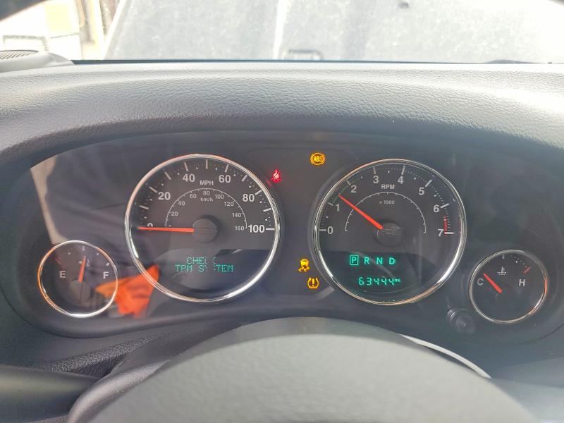 2017 Jeep Wrangler unlimited VIN 1C4BJWEG3HL684485 COPART salvage auction — WATER/FLOOD, Fl - Cert Of Title-Slvg Rebld Flood, sold $9,700 on 2026-07-27 (photo 9)