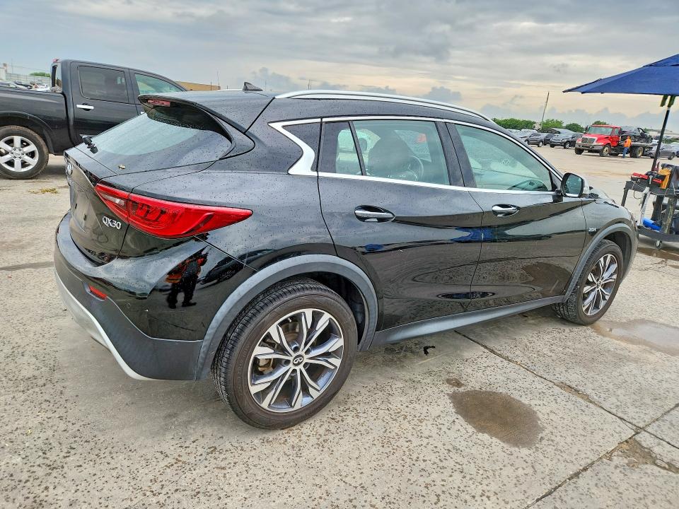 2017 Infiniti VIN SJKCH5CR7HA017751 COPART salvage auction — HAIL, Tx - Certificate Of Title, sold $4,750 on 2026-07-02 (photo 3)