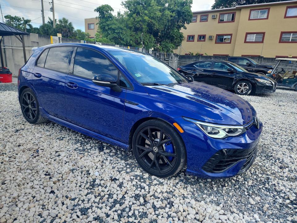 2023 Volkswagen VIN WVWAB7CD1PW188931 COPART salvage auction — SIDE, FL - CERT OF TITLE SLVG REBUILDABLE, sold $10,200 on 2026-07-21 (photo 4)