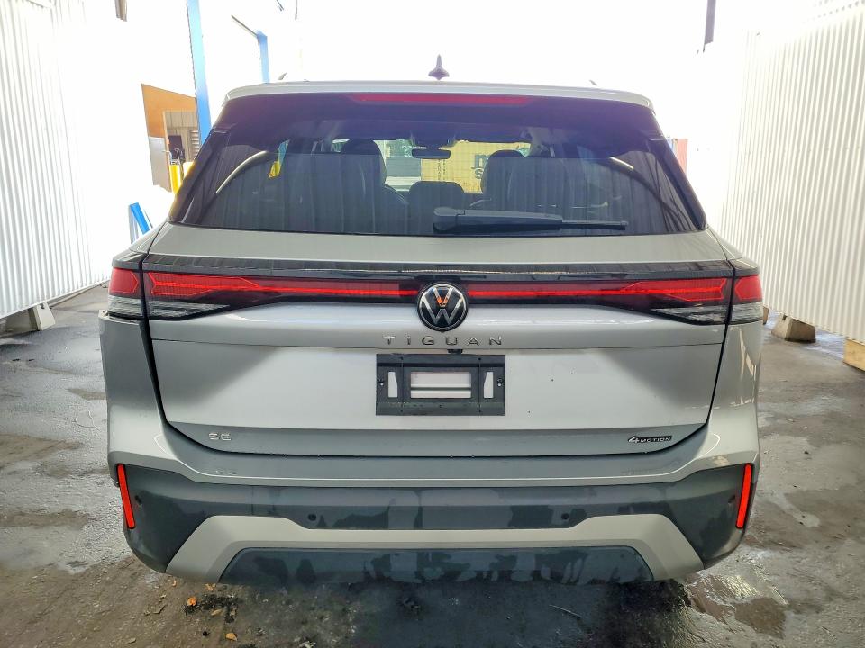 2026 Volkswagen Tiguan VIN 3VVER7RM3TM033801 COPART salvage auction — MECHANICAL, Ok - Certificate Of Title, sold $11,800 on 2026-07-27 (photo 6)