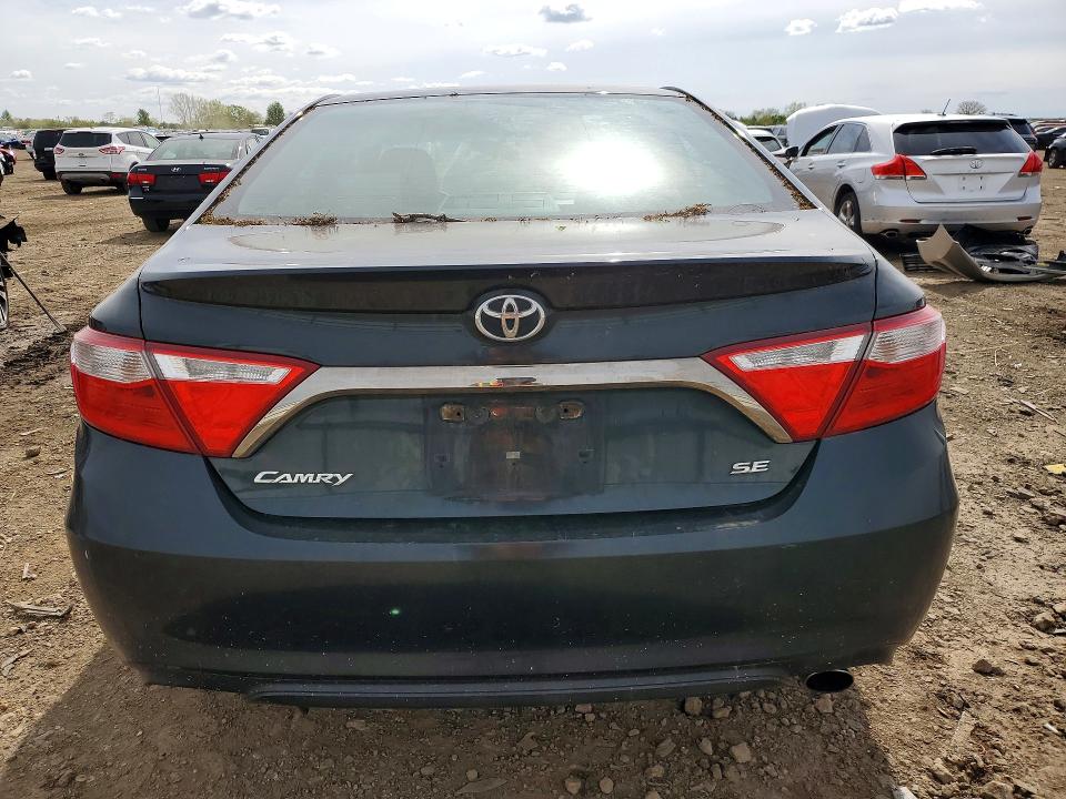 2015 Toyota VIN 4T1BF1FK7FU103886 COPART salvage auction — WATER/FLOOD, Il - Salvage Cert-Flood, sold $1,500 on 2026-07-02 (photo 6)