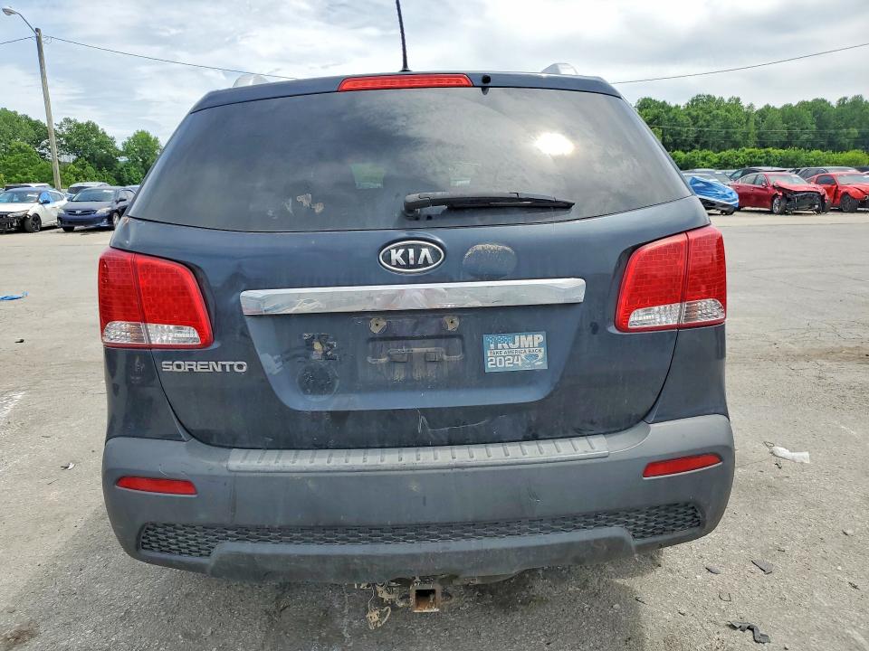 2013 Kia Sorento VIN 5XYKTDA21DG341477 COPART salvage auction — FRONT END, Ky - Cert Of Title-Salvage, sold $825 on 2026-07-27 (photo 6)