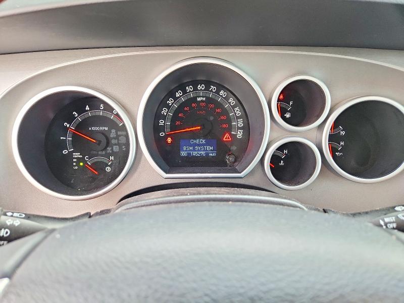 2016 Toyota Sequoia VIN 5TDDW5G10GS135255 COPART salvage auction — WATER/FLOOD, Tx - Salvage Vehicle Title, sold $9,200 on 2026-07-22 (photo 9)