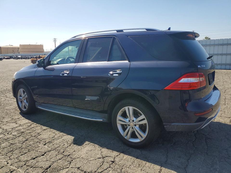 2015 Mercedes-benz M-klasse VIN 4JGDA5JB9FA584182 COPART salvage auction — MINOR DENT/SCRATCHES, Fl - Dis/Dlr/Exp Only Clean Title, sold $5,100 on 2026-07-09 (photo 2)