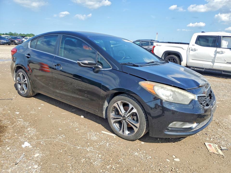 2015 Kia Forte VIN KNAFX4A86F5378348 COPART salvage auction — REAR END, TX - SALVAGE VEHICLE TITLE, sold $725 on 2026-07-06 (photo 4)