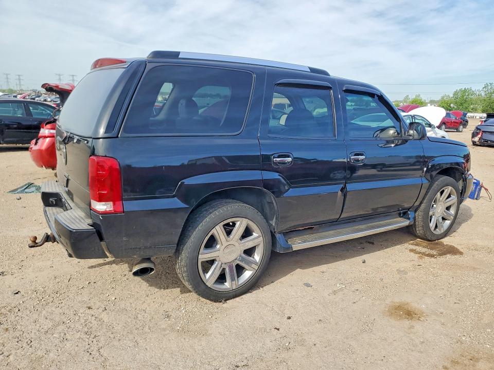2002 Cadillac Escalade VIN 1GYEK63N02R101817 COPART salvage auction — VANDALISM, Il - Salvage Certificate, sold $1,500 on 2026-07-02 (photo 3)