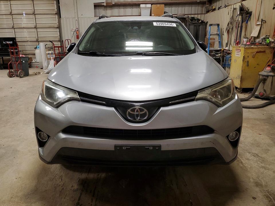 2018 Toyota Rav 4 VIN JTMZFREV7JJ183195 COPART salvage auction — HAIL, Tx - Salvage Vehicle Title, sold $3,900 on 2026-07-24 (photo 5)