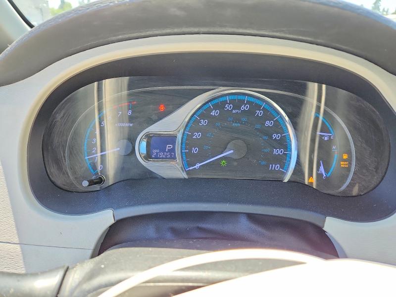2011 Toyota Sienna VIN 5TDYK3DC1BS117623 COPART salvage auction — FRONT END, Or - Salvage Title Certificate, sold $1,500 on 2026-07-20 (photo 9)